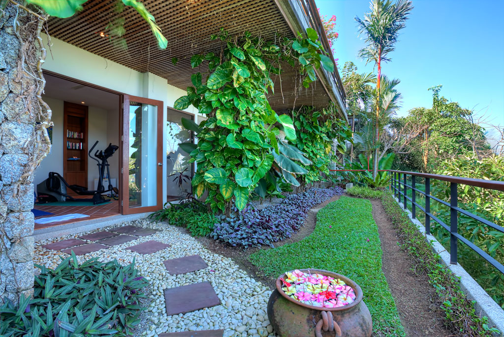 thai villa to rent in phuket location image